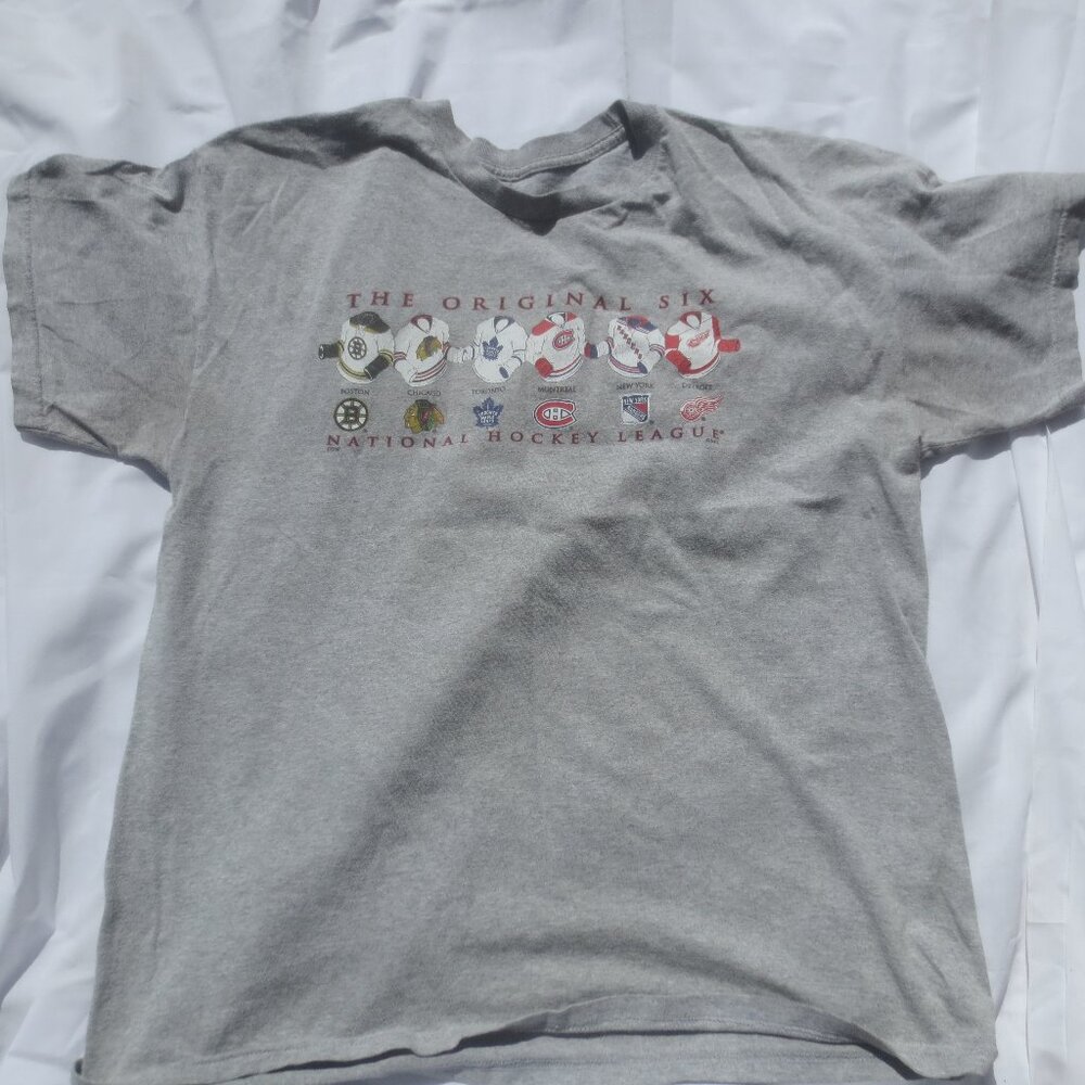 Varsity Gray NHL The Original Six T-Shirt - Size Large.